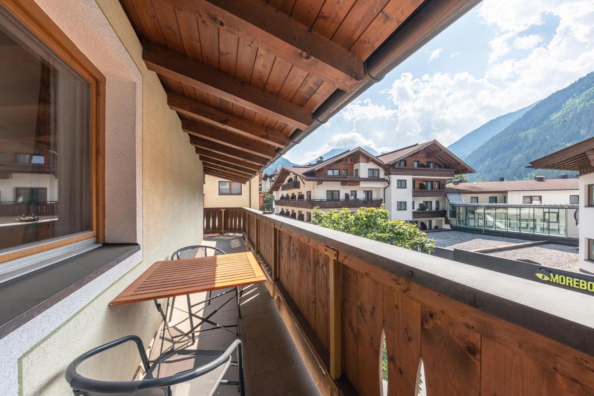 Apartments Alpina مايرهوفن الغرفة الصورة